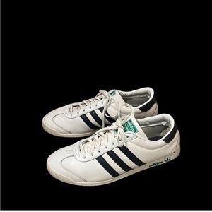 Adidas “The Sneeker”